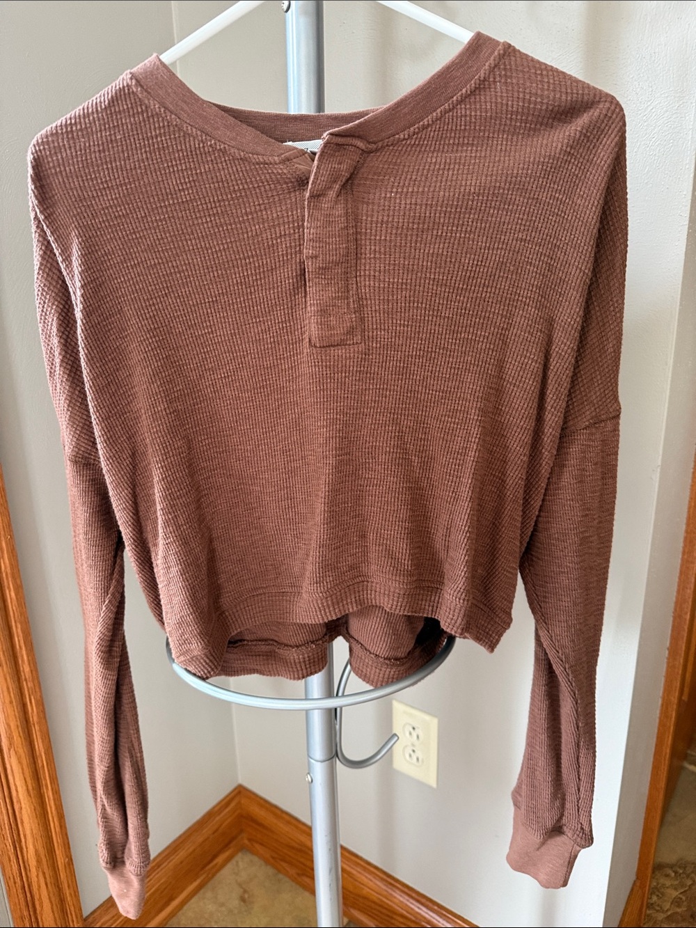 Cropped Waffle Knit Long Sleeve Henley Top - DustyBrown